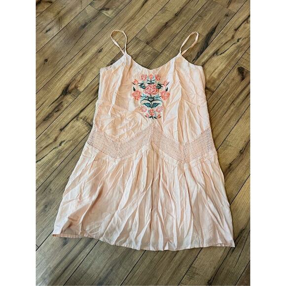 NWT Wonderly size large sundress with embroidery - Picture 1 of 5